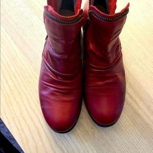 Miz Mooz Red Luna Boots